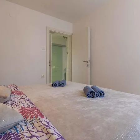 Apartment In 39426