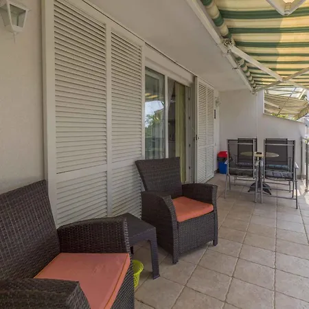 Apartment In 39426 Selce