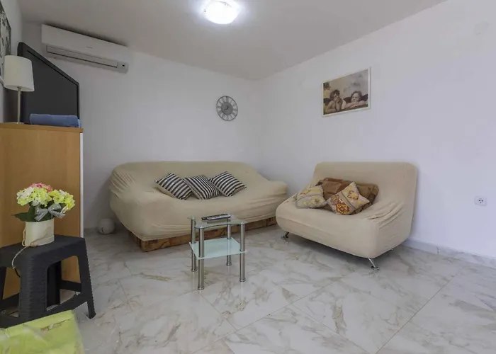 Διαμέρισμα In 39426 *